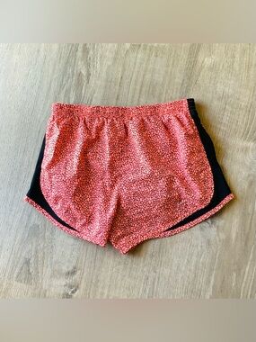 Nike Active Shorts w/ Liner Women's Small